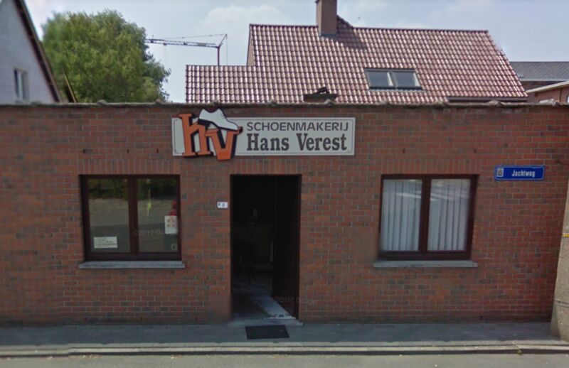 Foto van Schoenmaker Hans Verest