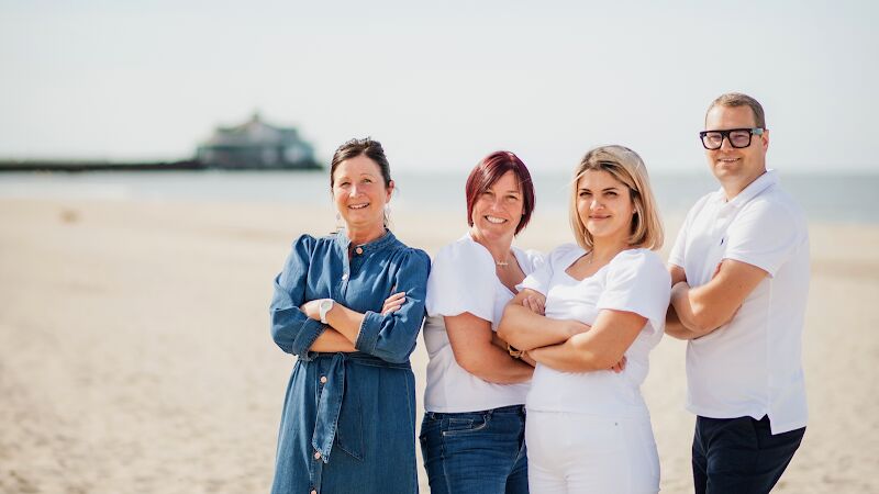 Foto van Thuisverpleging Blankenberge: Heidi, Niels, Madina & Benjamin
