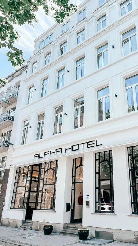 Foto van Alpha Hotel