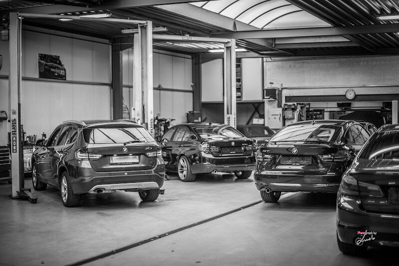 Foto van Garage AMR Cars service center