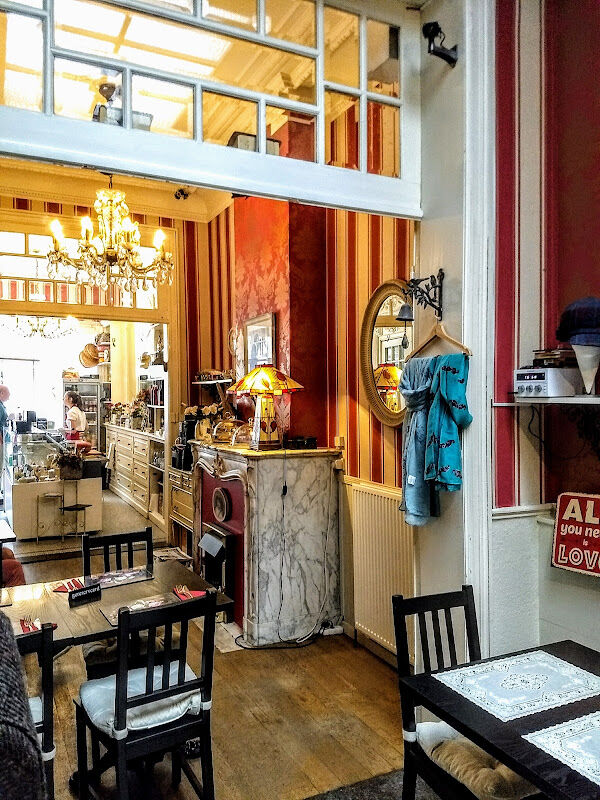 Foto van Harvey and Hayes