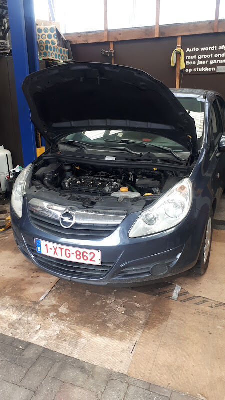 Foto van de betaalbare autoruit, Garage jumbocars