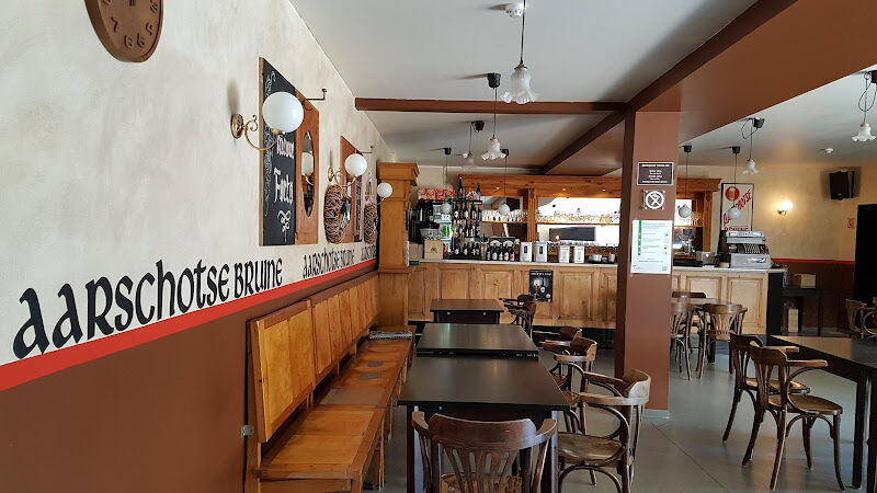 Foto van 't Bruine Café