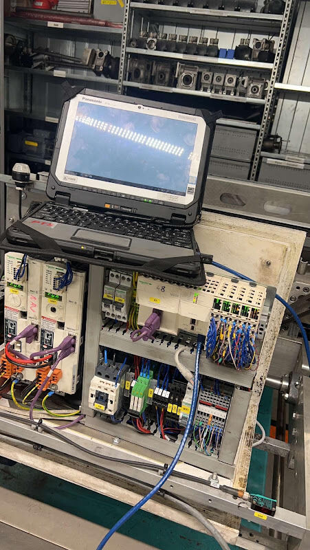 Foto van MH TECH