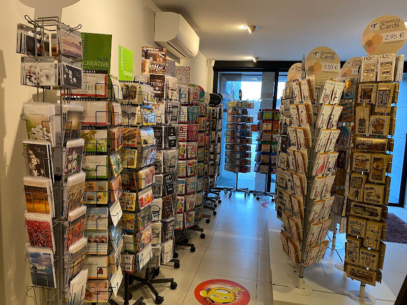 Foto van Dagbladhandel/Postpunt Never Ending Story