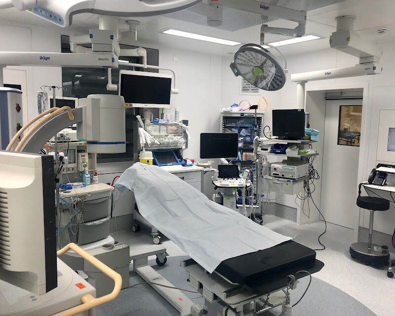 Foto van Dr H. Naik