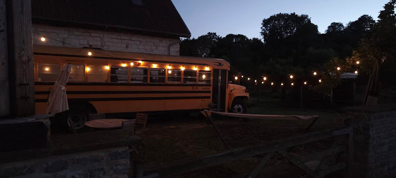 Foto van The School Bus