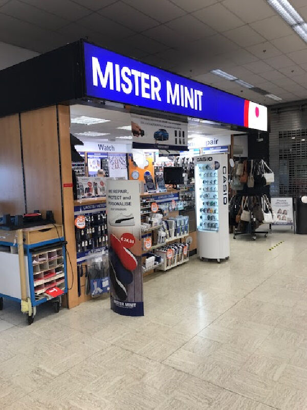 Foto van MISTER MINIT Drogenbos Carrefour