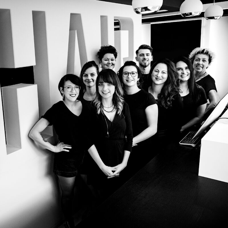 Foto van Capper-Ine - Kapsalon Berlare - Expert in knippen, kleuren, brushen, balayage & advies op maat