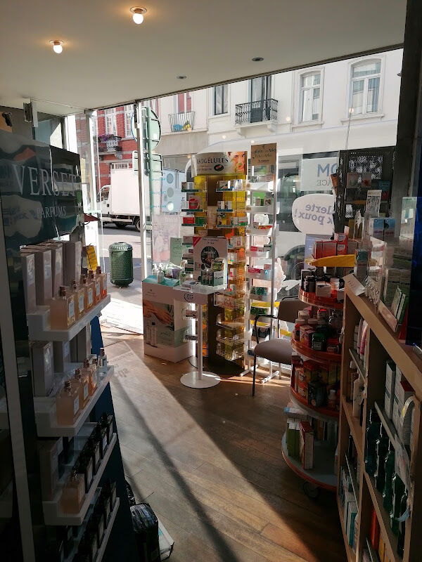 Foto van PHARMACIE. a square marguerite I&CM Patriotes