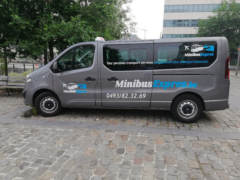 Foto van Taxi minibus