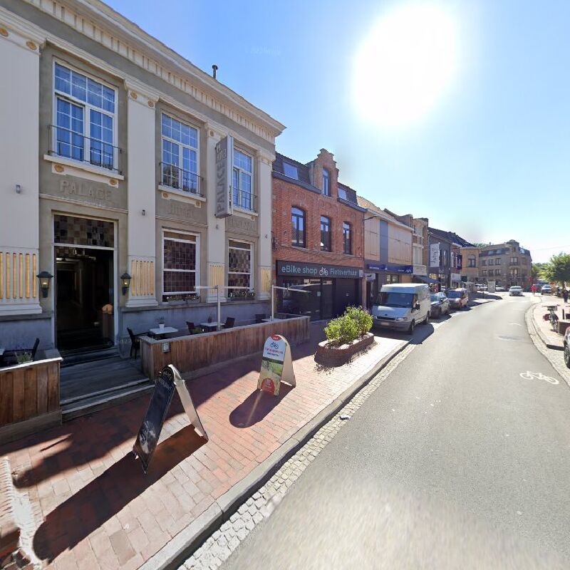 Foto van AXA Bank Finance Trybou Poperinge