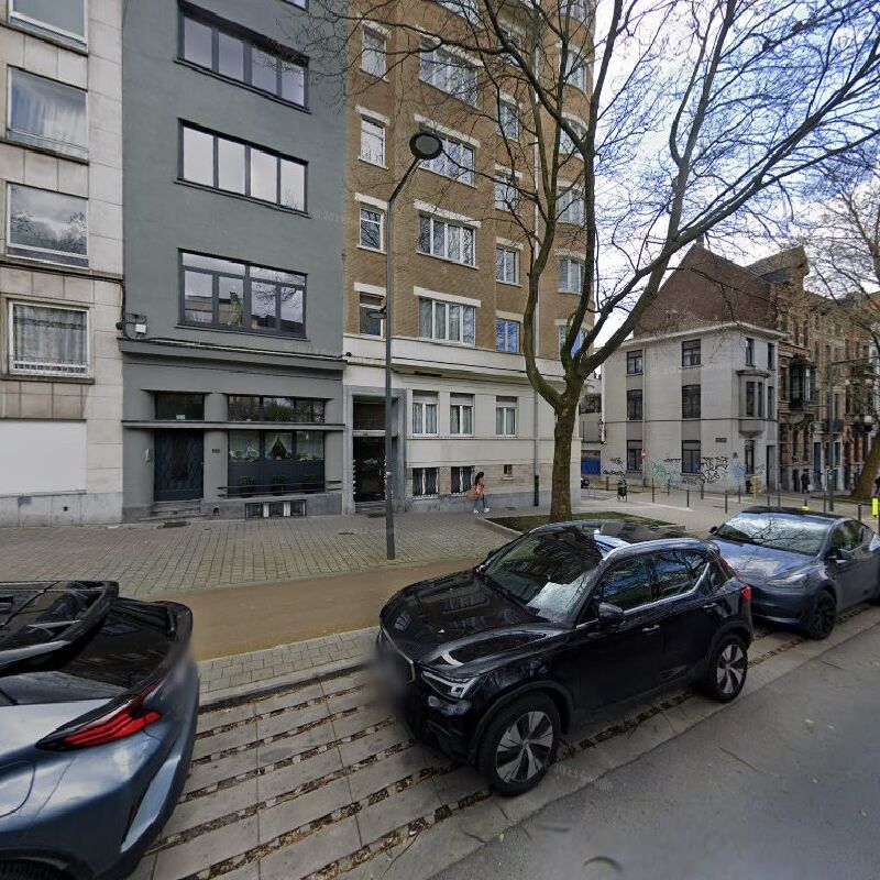 Foto van Dr Livio Solari - Chirurgien Vasculaire - Endovasculaire - Phlébologue